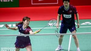 她利用了这 她利用了这